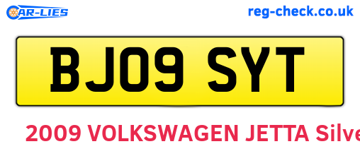 BJ09SYT are the vehicle registration plates.