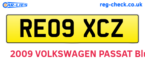 RE09XCZ are the vehicle registration plates.
