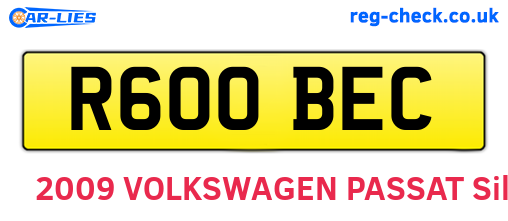 R600BEC are the vehicle registration plates.
