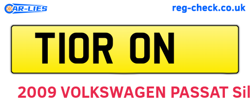 T10RON are the vehicle registration plates.