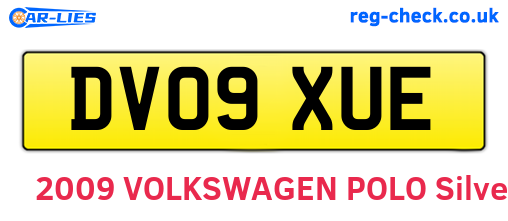 DV09XUE are the vehicle registration plates.