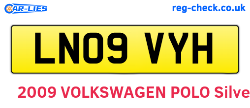 LN09VYH are the vehicle registration plates.
