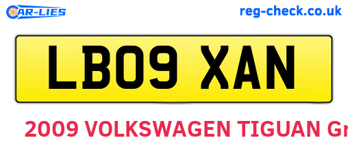 LB09XAN are the vehicle registration plates.