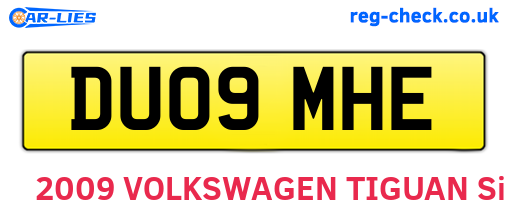 DU09MHE are the vehicle registration plates.