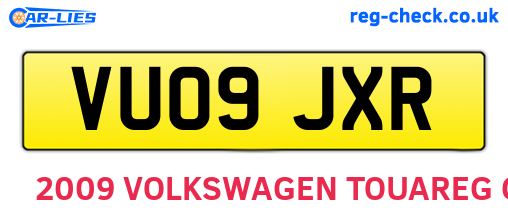 VU09JXR are the vehicle registration plates.