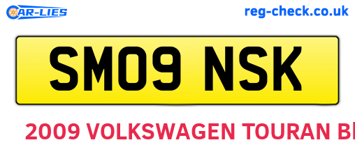 SM09NSK are the vehicle registration plates.
