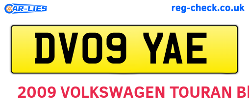 DV09YAE are the vehicle registration plates.