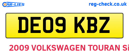 DE09KBZ are the vehicle registration plates.