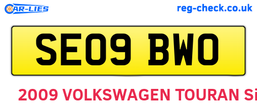 SE09BWO are the vehicle registration plates.