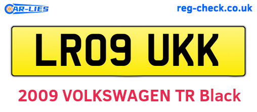 LR09UKK are the vehicle registration plates.