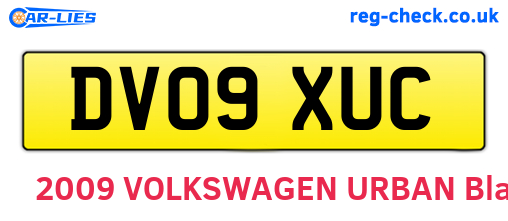 DV09XUC are the vehicle registration plates.