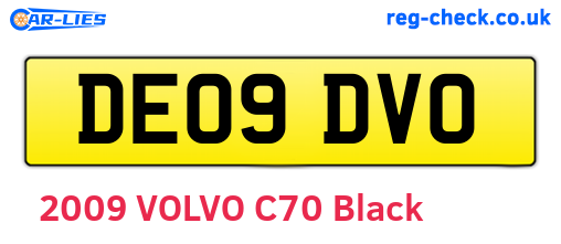 DE09DVO are the vehicle registration plates.