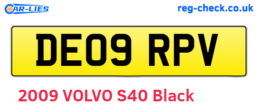 DE09RPV are the vehicle registration plates.