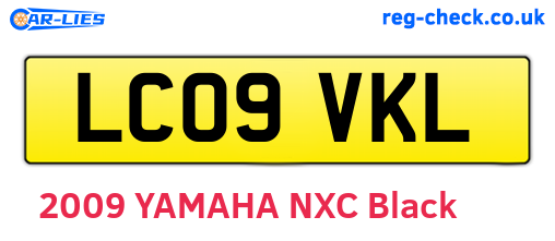 LC09VKL are the vehicle registration plates.