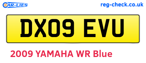 DX09EVU are the vehicle registration plates.