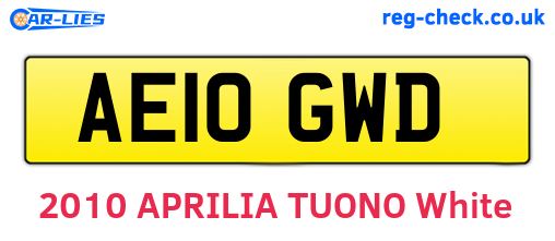 AE10GWD are the vehicle registration plates.