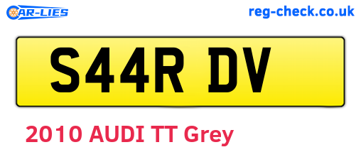 S44RDV are the vehicle registration plates.