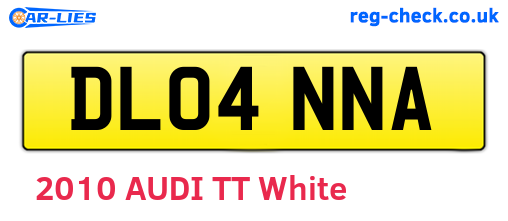 DL04NNA are the vehicle registration plates.