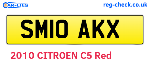 SM10AKX are the vehicle registration plates.