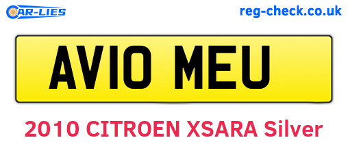 AV10MEU are the vehicle registration plates.