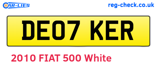DE07KER are the vehicle registration plates.
