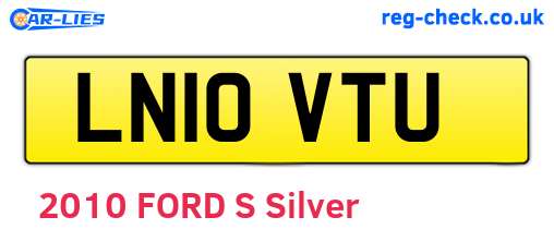 LN10VTU are the vehicle registration plates.