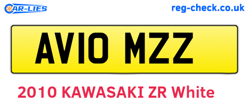 AV10MZZ are the vehicle registration plates.