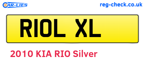 R10LXL are the vehicle registration plates.