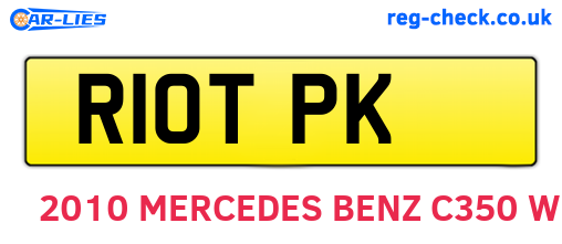 R10TPK are the vehicle registration plates.