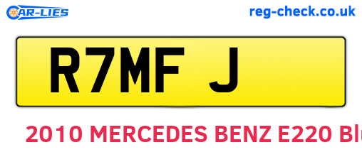 R7MFJ are the vehicle registration plates.