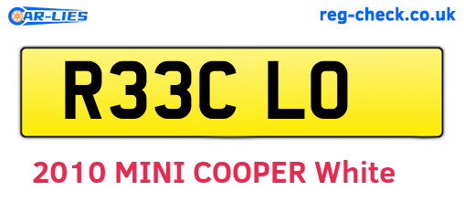 R33CLO are the vehicle registration plates.