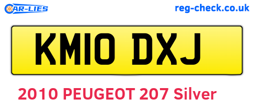 KM10DXJ are the vehicle registration plates.