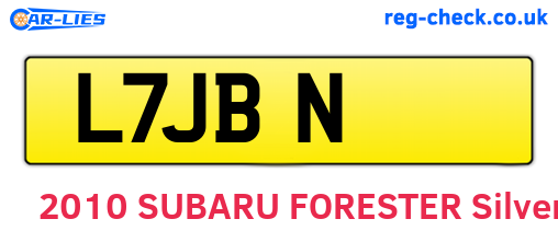 L7JBN are the vehicle registration plates.