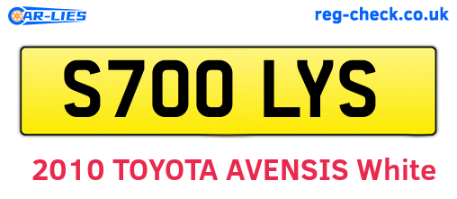 S700LYS are the vehicle registration plates.