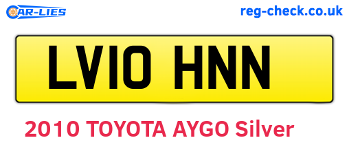 LV10HNN are the vehicle registration plates.