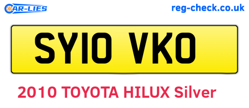 SY10VKO are the vehicle registration plates.