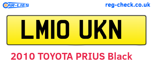 LM10UKN are the vehicle registration plates.
