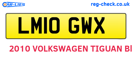 LM10GWX are the vehicle registration plates.