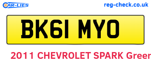 BK61MYO are the vehicle registration plates.