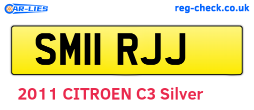 SM11RJJ are the vehicle registration plates.