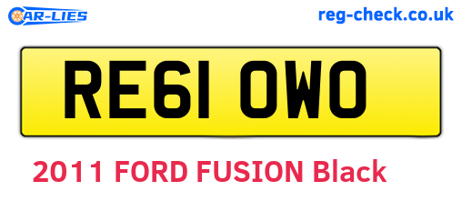RE61OWO are the vehicle registration plates.