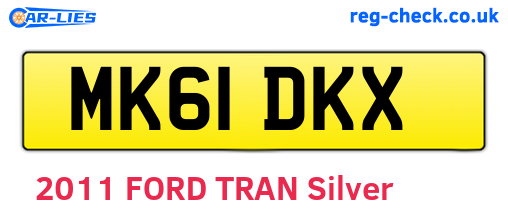 MK61DKX are the vehicle registration plates.