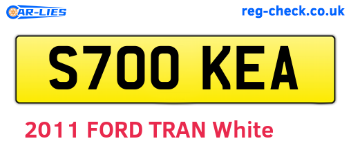 S700KEA are the vehicle registration plates.
