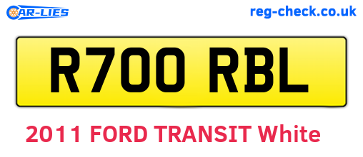R700RBL are the vehicle registration plates.