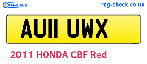AU11UWX are the vehicle registration plates.