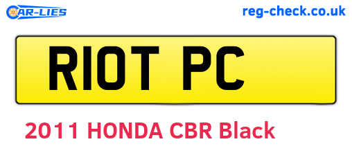 R10TPC are the vehicle registration plates.