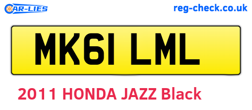 MK61LML are the vehicle registration plates.