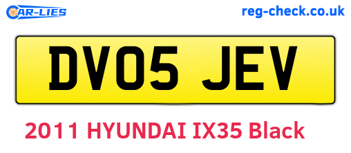 DV05JEV are the vehicle registration plates.