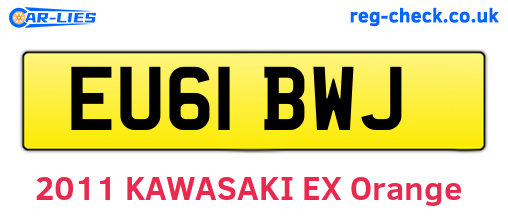 EU61BWJ are the vehicle registration plates.