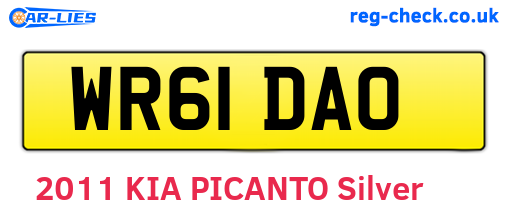 WR61DAO are the vehicle registration plates.